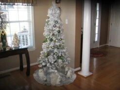 Vickerman Pre-Lit Artificial Christmas Tree (17905) -Xmas Trees Store 118443md