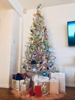 Vickerman Unlit Christmas Tree (379219) -Xmas Trees Store 122742md